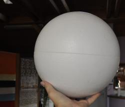 Polystyrénová guľa deliaca 30cm
