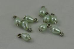 Korálka sklenená perle�ová kvapka- zelenkavá